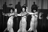 DREAMWORKS - Anika Noni Rose, Beyonce Knowles, and Jennifer Hudson - (left to right) in "Dreamgirls