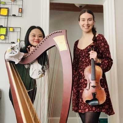Sunshine with her harp and Alyssa with her fiddle