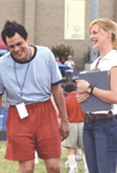 Lord of the Ringer: Johnny Knoxville with the perky Katherine Heigl.
