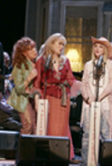 "Prairie" dawgs: Garrison Keillor, Lily Tomlin, Meryl Streep,
    and Lindsay Lohan (left to right).