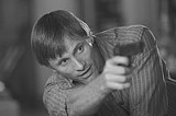 NEW LINE CINEMA - Short order cook, quick on the draw: Viggo Mortensen in "A History of Violence."
