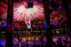 A performance in the Spiegeltent at the Rochester Fringe Festival.